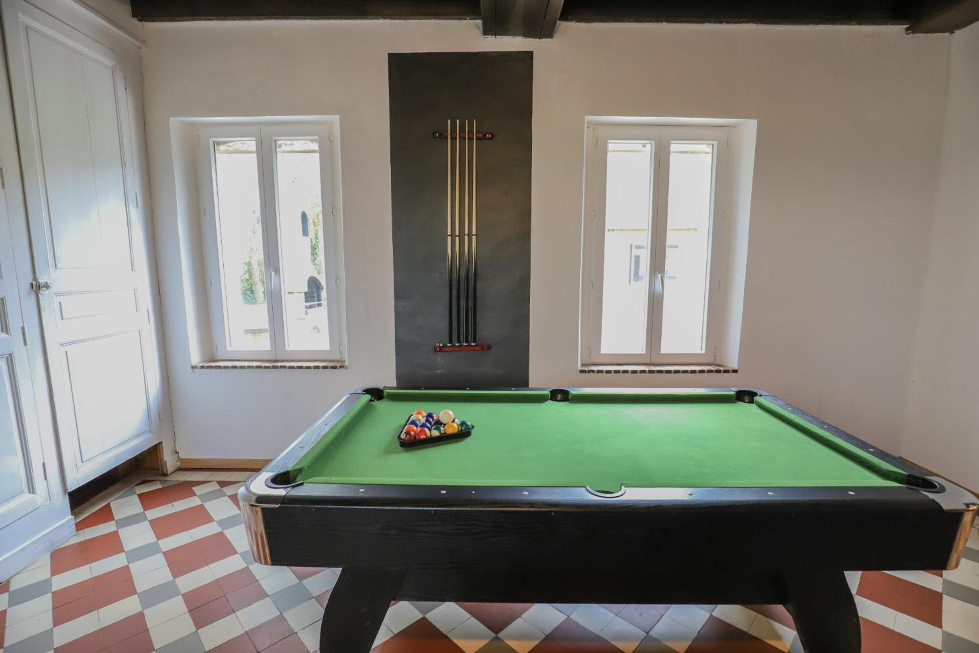 Crazy Villa Champs Corons 61 - Interior Heated Pool - 2H From Paris - 30P Les Menus Kültér fotó